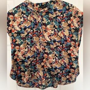 Banana Republic Button Down Shirt Size Medium
